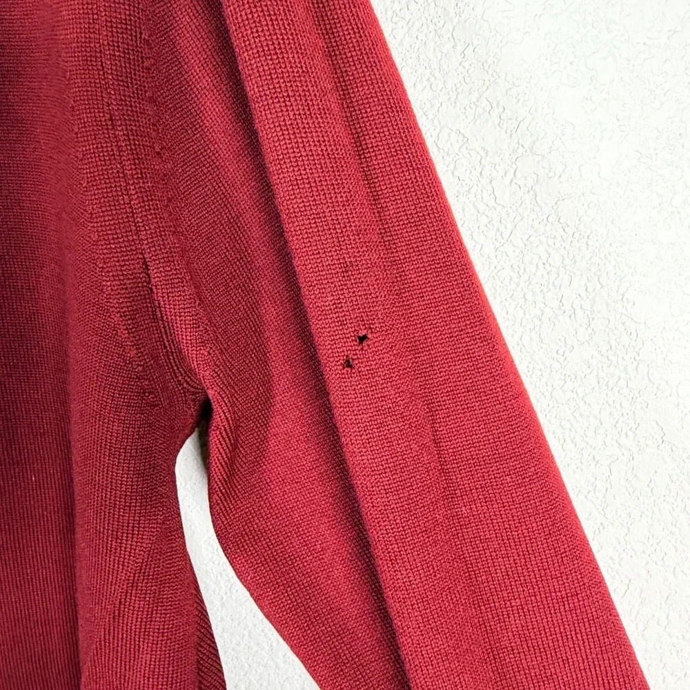 Banana Republic Extra Fine Italian Merino Wool Sweater‎ Mens L Red V-Neck read